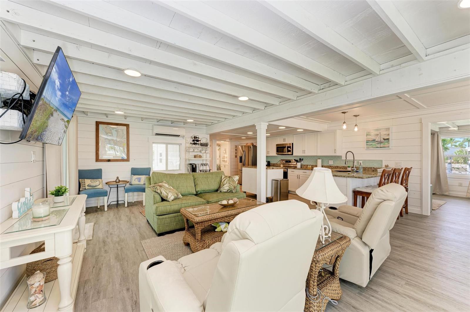 RIVIERA LAGOONS - Residential