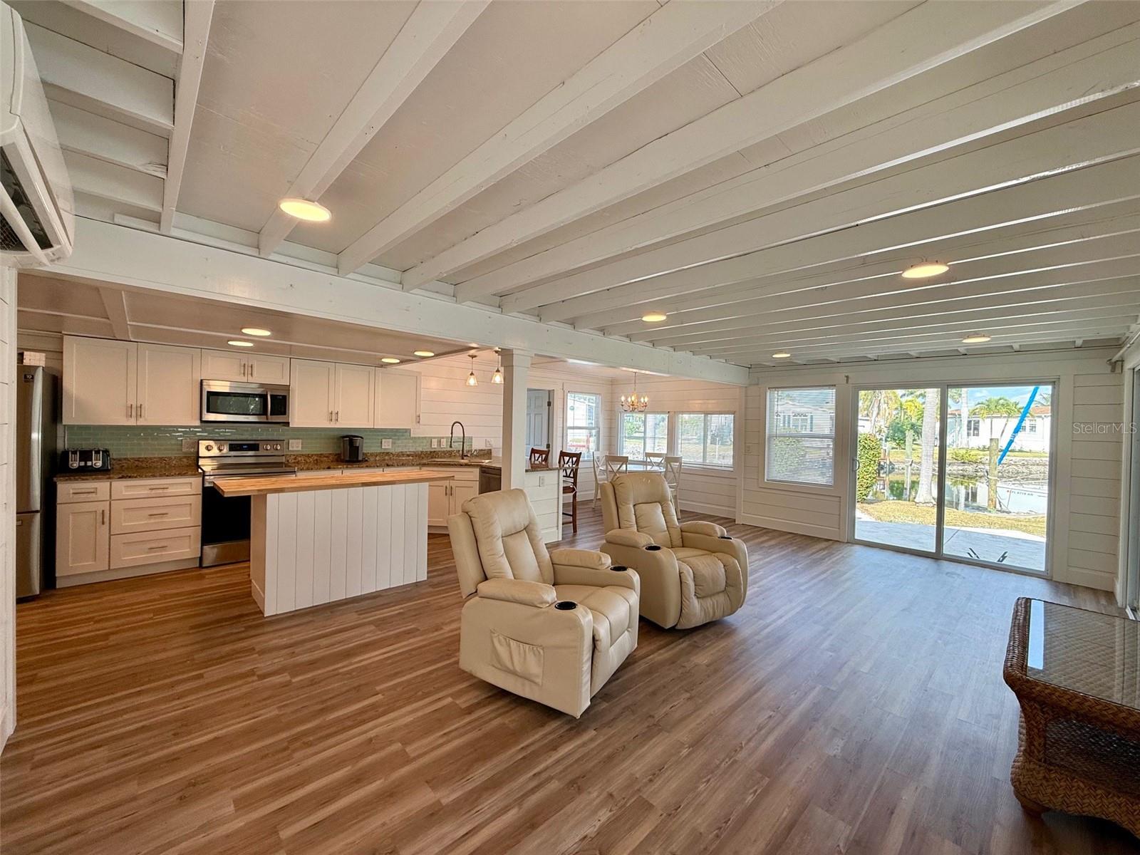 RIVIERA LAGOONS - Residential