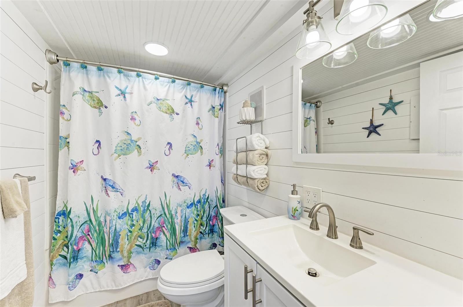 RIVIERA LAGOONS - Residential