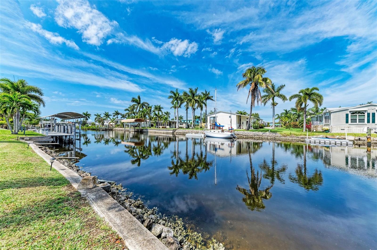 RIVIERA LAGOONS - Residential