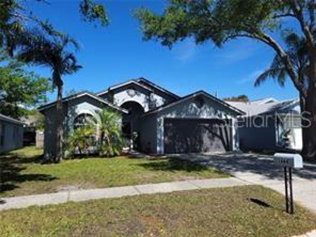 Photo of 1664 Portsmouth Lake Drive, Brandon, FL 33511 (MLS # TB8496864)
