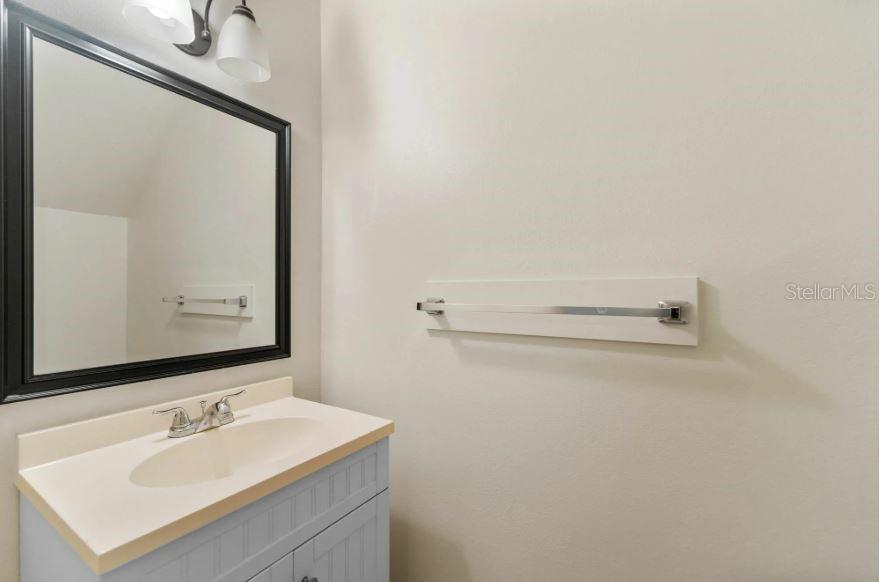 HARDINSS - Residential Lease