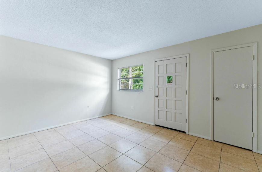 HARDINSS - Residential Lease