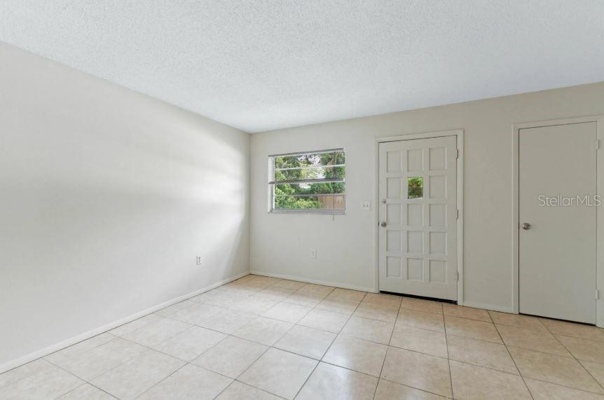 HARDINSS - Residential Lease