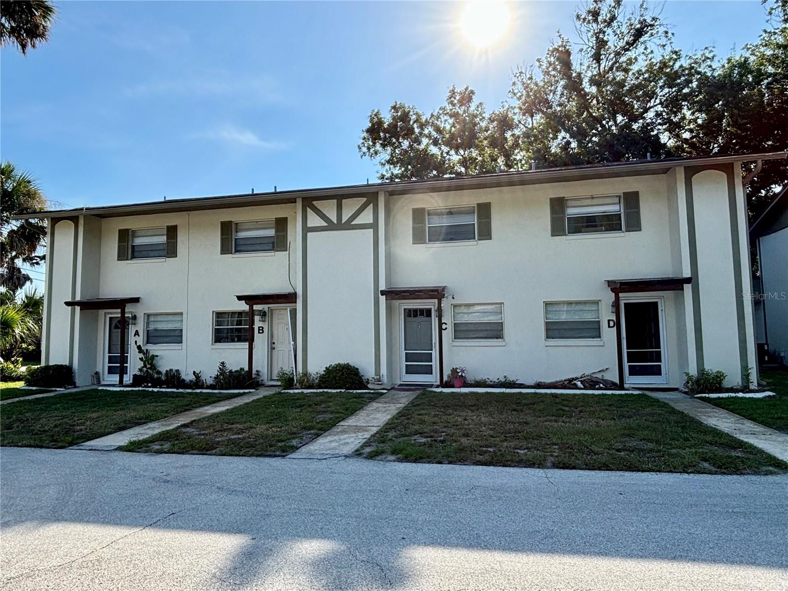 **Coming Soon** Experience coastal living at its best in this charming 2-bedroom, 1-bath condo located right on the Intracoastal in beautiful Edgewater, FL. Enjoy a relaxed lifestyle just steps from a private fishing area, perfect for casting a line at sunrise or unwinding by the water in the evenings.
For more outdoor fun, Menard May Park is only 3 minutes away, featuring a playground, public kayak launch, and scenic spots to enjoy the water views, perfect for picnics, walks, or spending time outdoors.
Inside, you’ll find a bright and inviting living space, a Florida room for relaxing or entertaining, and a functional kitchen. This home also offers washer and dryer hook-ups for your convenience, plus a private fenced courtyard—ideal for enjoying the Florida sunshine in your own space.
Highlights:
-Located directly on the Intracoastal Waterway
-Fishing area within walking distance
-Florida room and private fenced courtyard
-Washer and dryer hook-ups
-3 minutes to Menard May Park with playground and public kayak launch
-Close to shopping, dining, and local attractions
**This unit is currently being enjoyed by another resident, please respect their privacy**
Small Pets Allowed
$250.00 Non-Refundable Pet Fee each pet
Tenant Liability Insurance **Required**