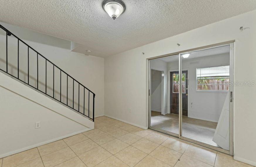 HARDINSS - Residential Lease