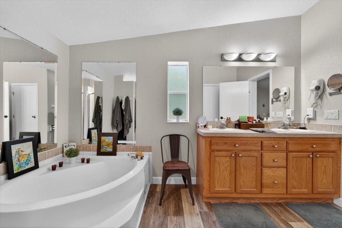 ALDERMAN-CARLTON RANCHETTES - Residential