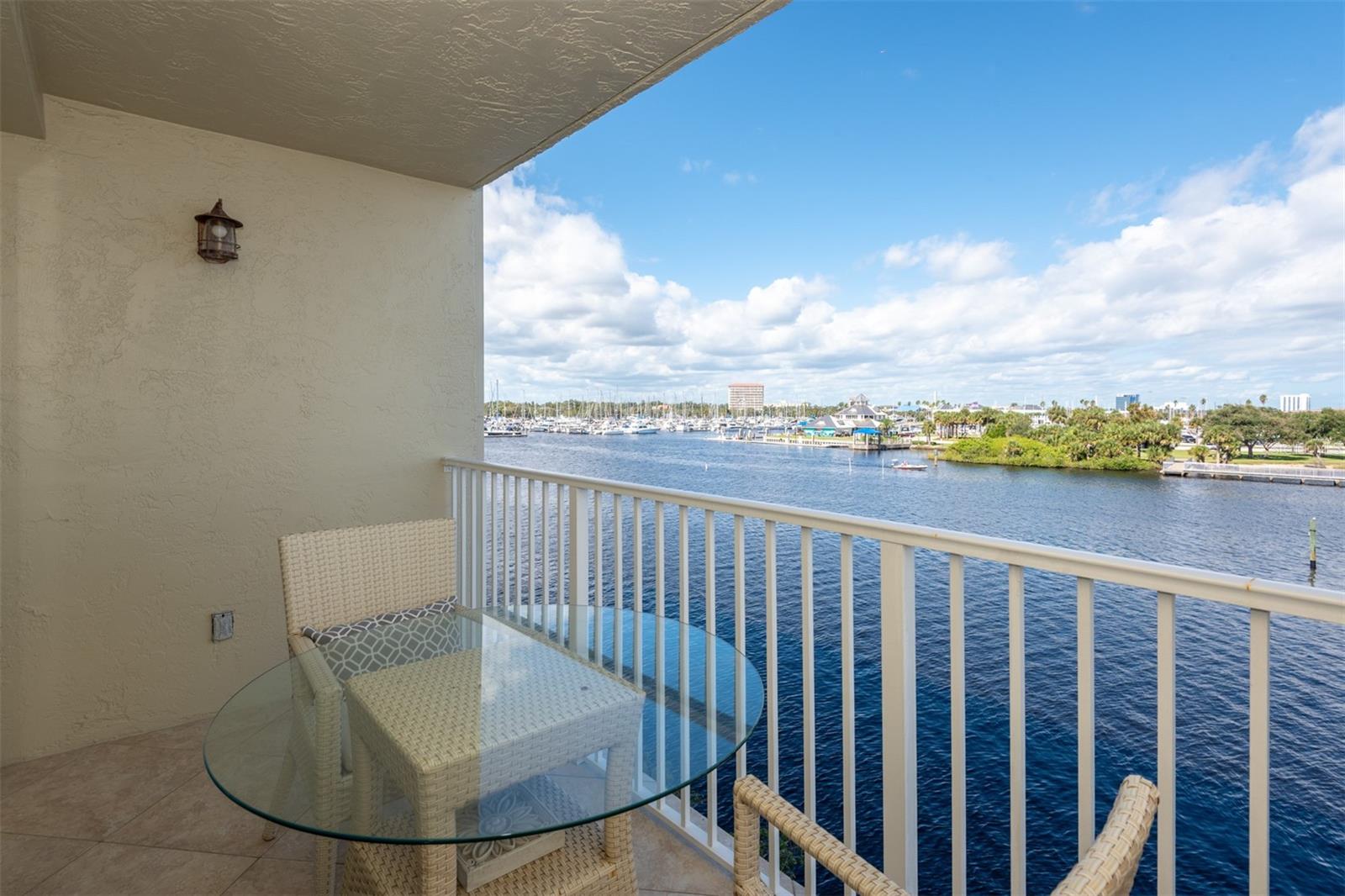 MARINA POINT HARBOR PH 01 CONDO - Residential