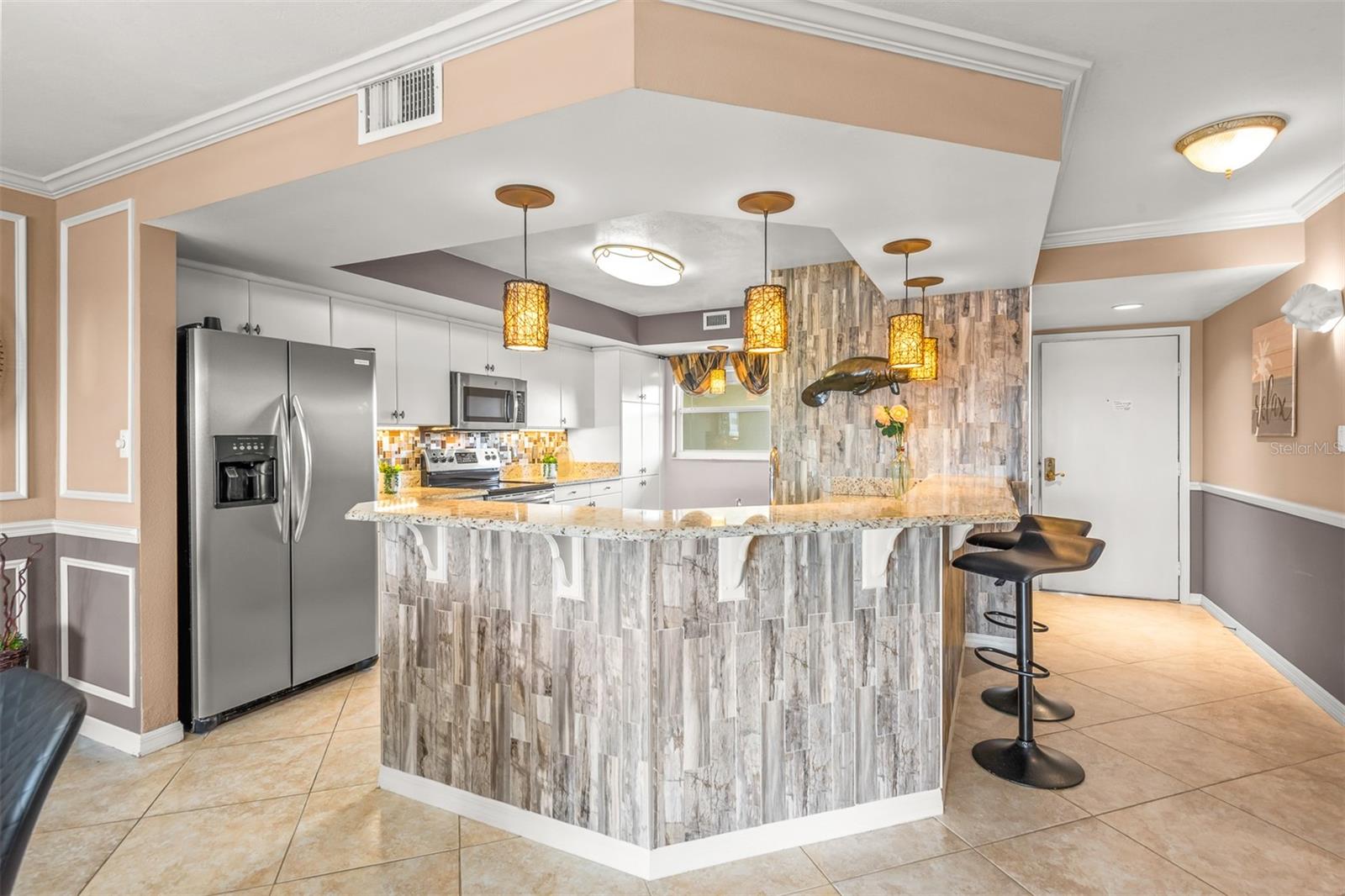 MARINA POINT HARBOR PH 01 CONDO - Residential