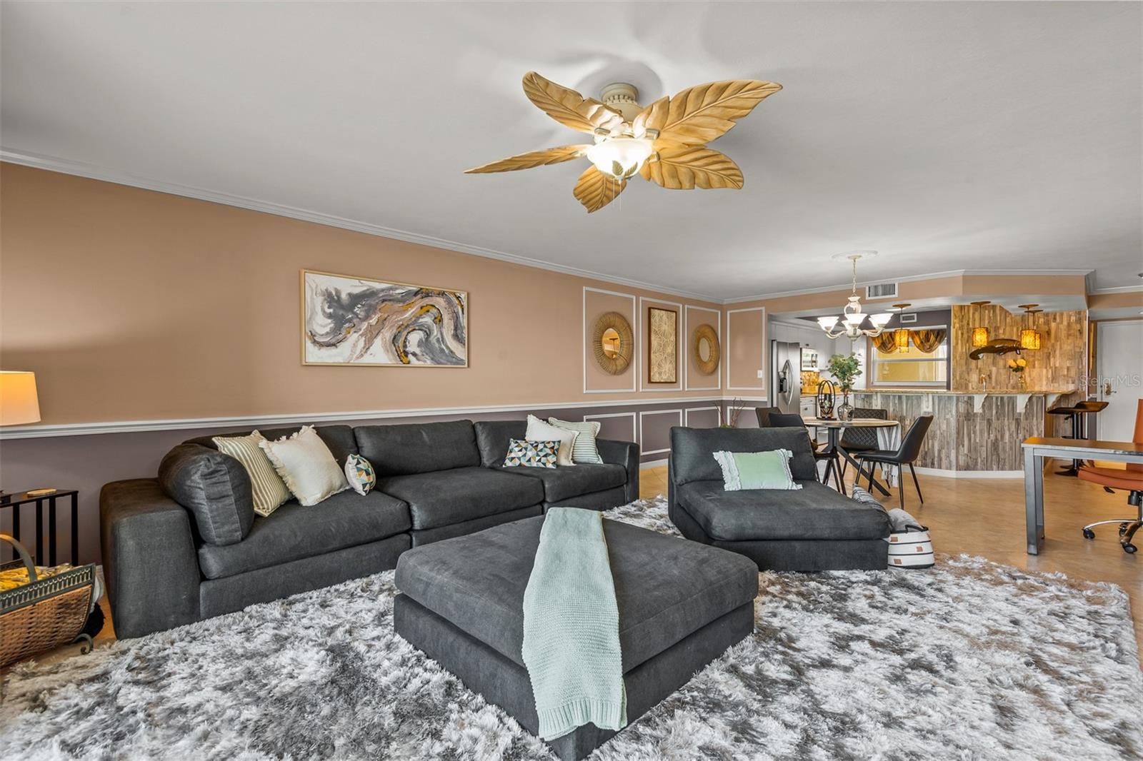 533 MARINA POINT DRIVE 5330