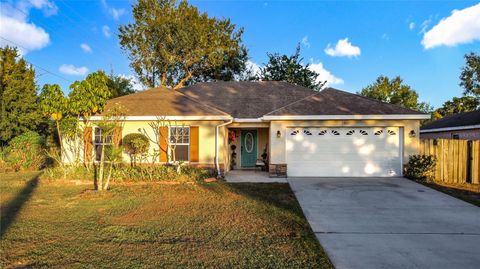 Photo of 1801 Missouri Ave, Saint Cloud, FL 34769 (MLS # G5105222)