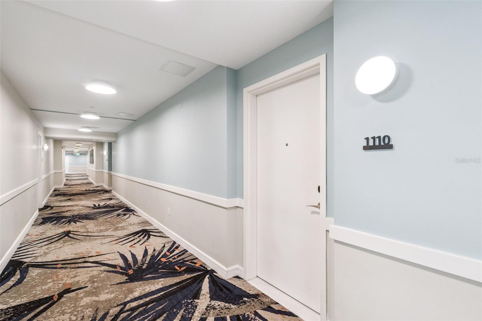 SUNSET WALK HOTEL, EMBASSY SUITES - Residential