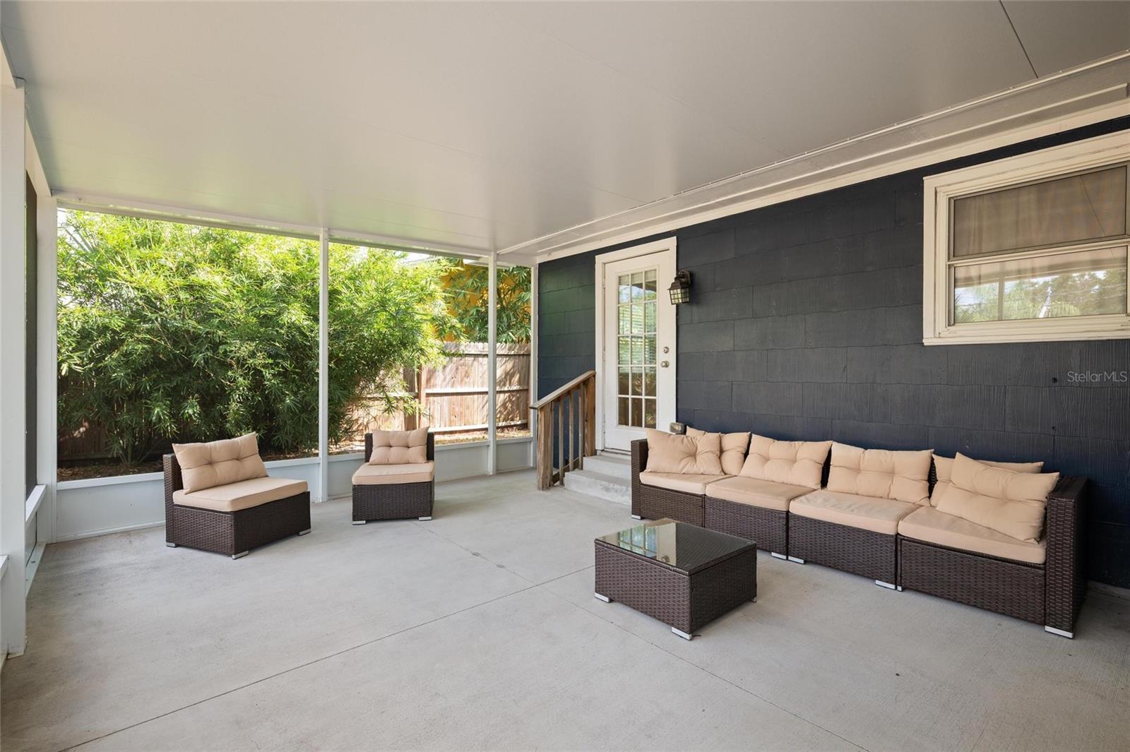 HALLS CENTRAL AVE 3 - Residential Lease