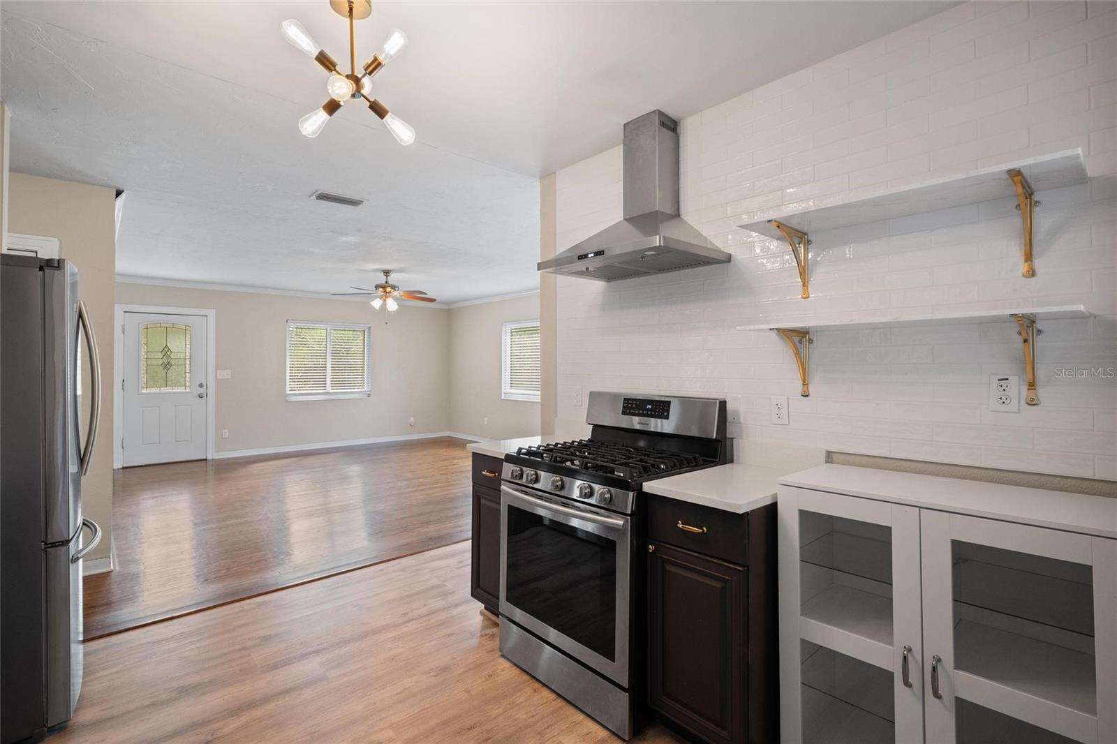 HALLS CENTRAL AVE 3 - Residential Lease