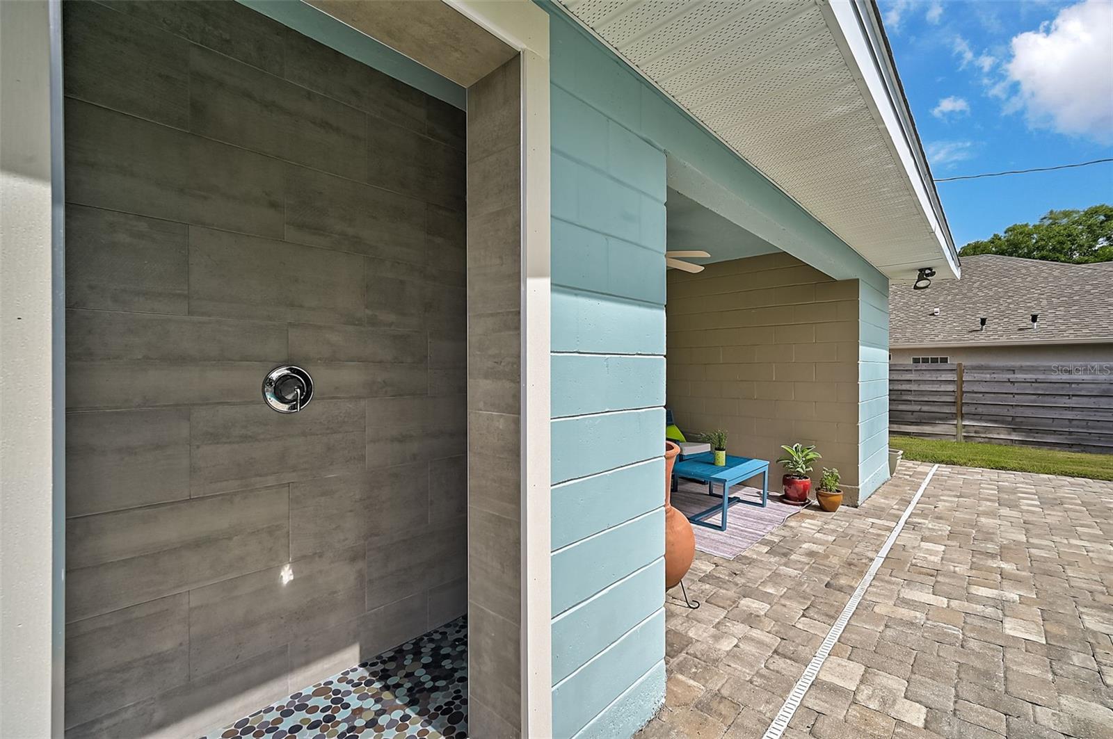 SOUTH VENEZIA PARK - Residential