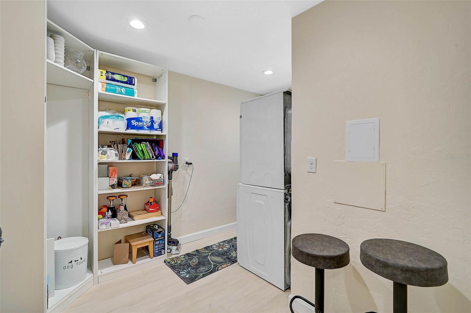 SOUTH VENEZIA PARK - Residential