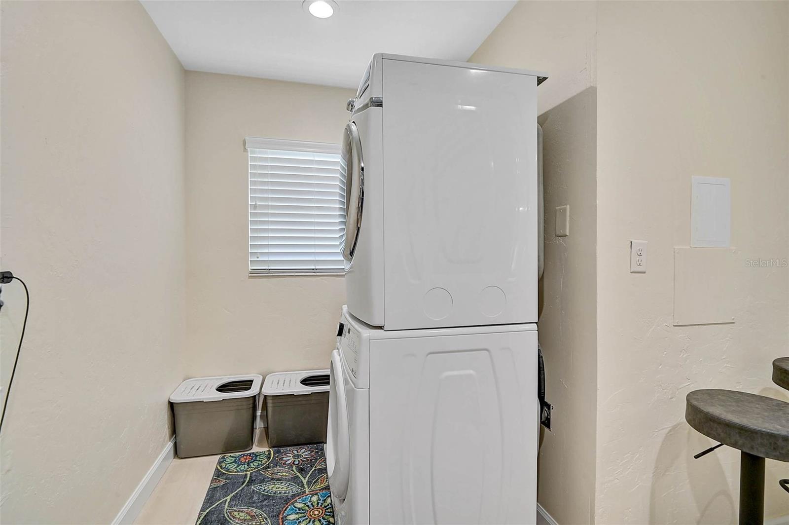 SOUTH VENEZIA PARK - Residential