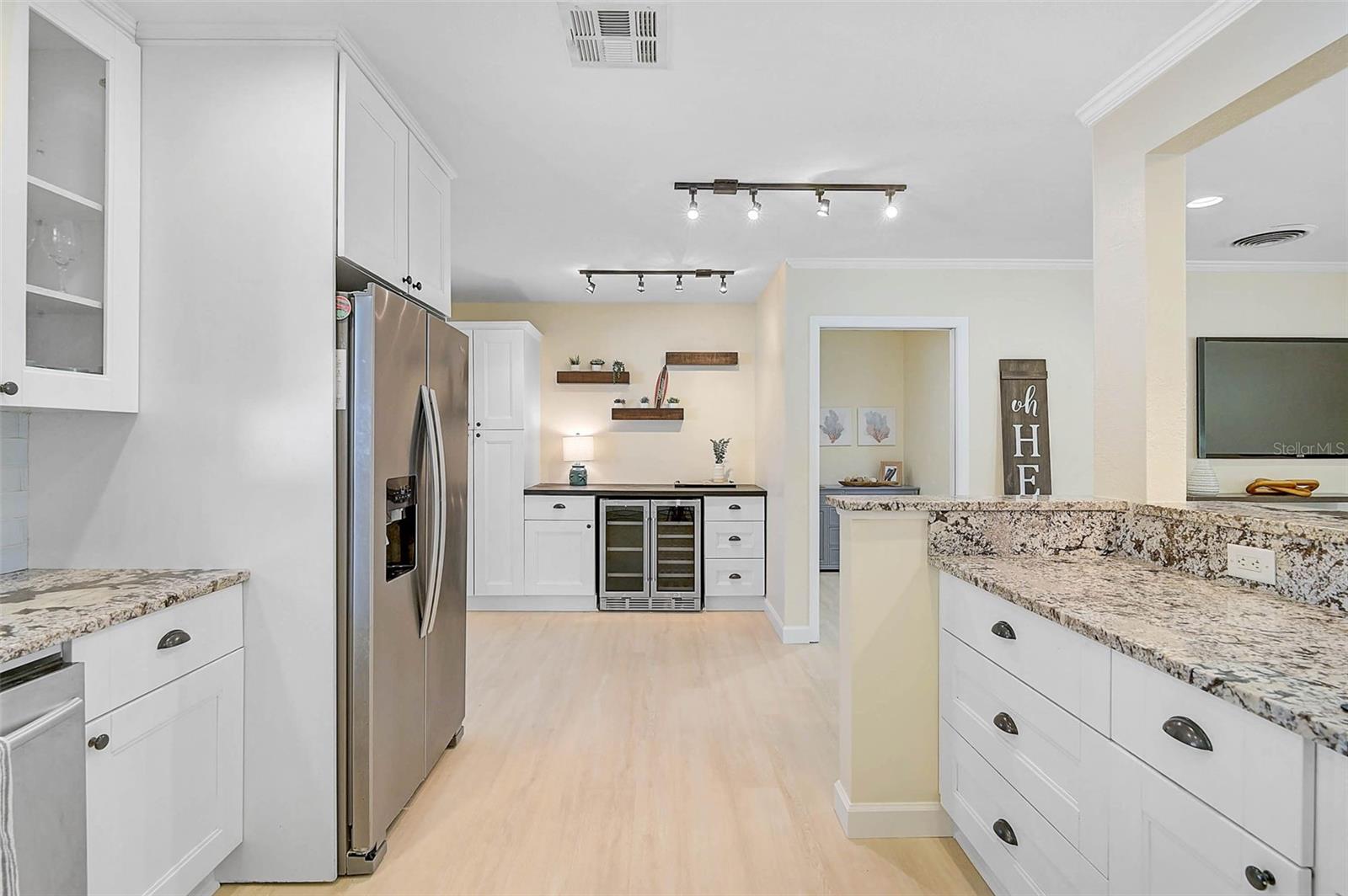 SOUTH VENEZIA PARK - Residential