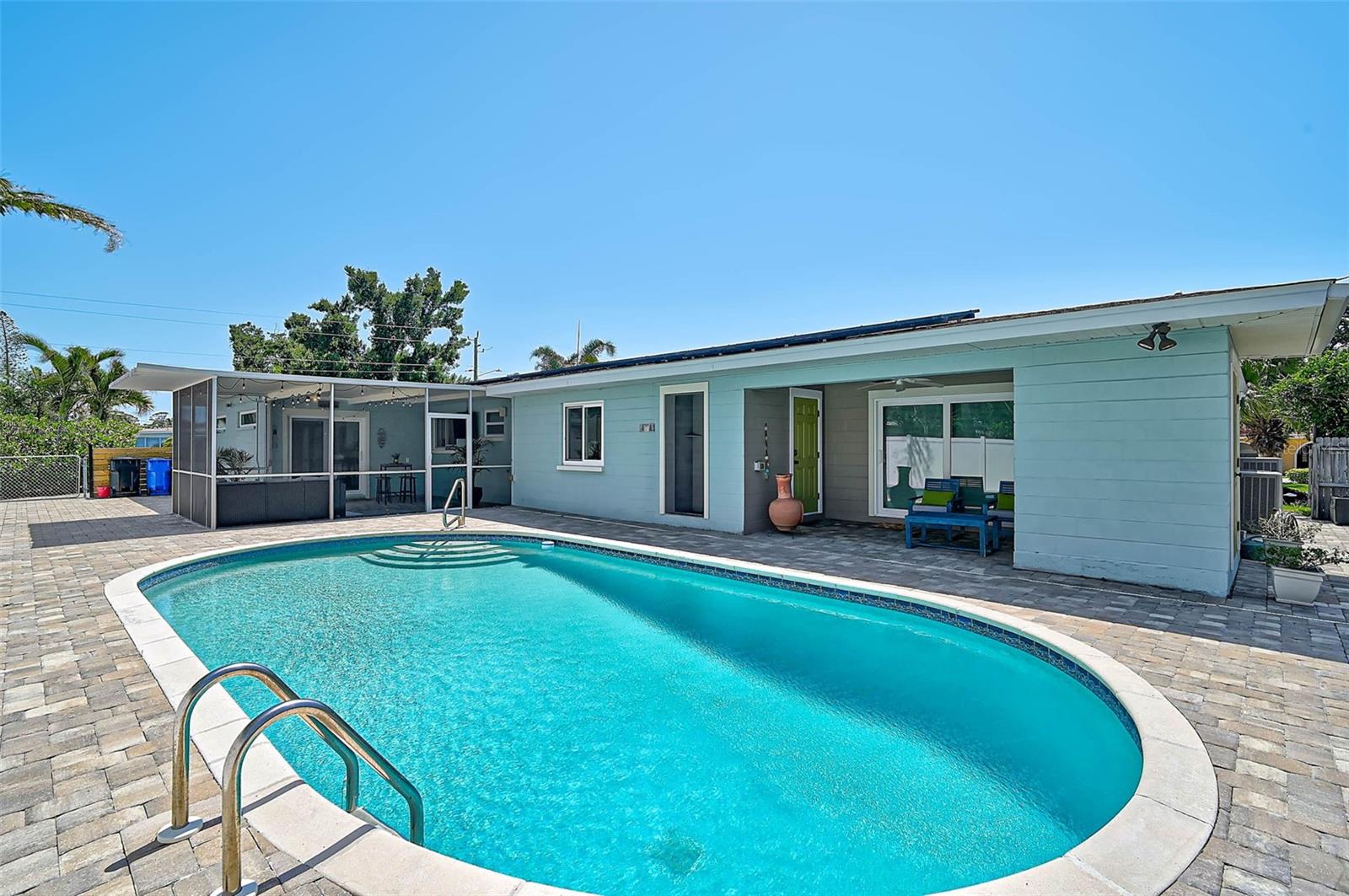 SOUTH VENEZIA PARK - Residential