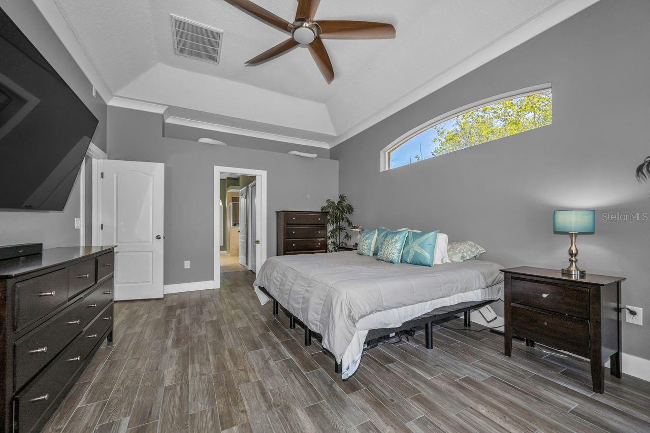 14224 CREEK RUN DRIVE