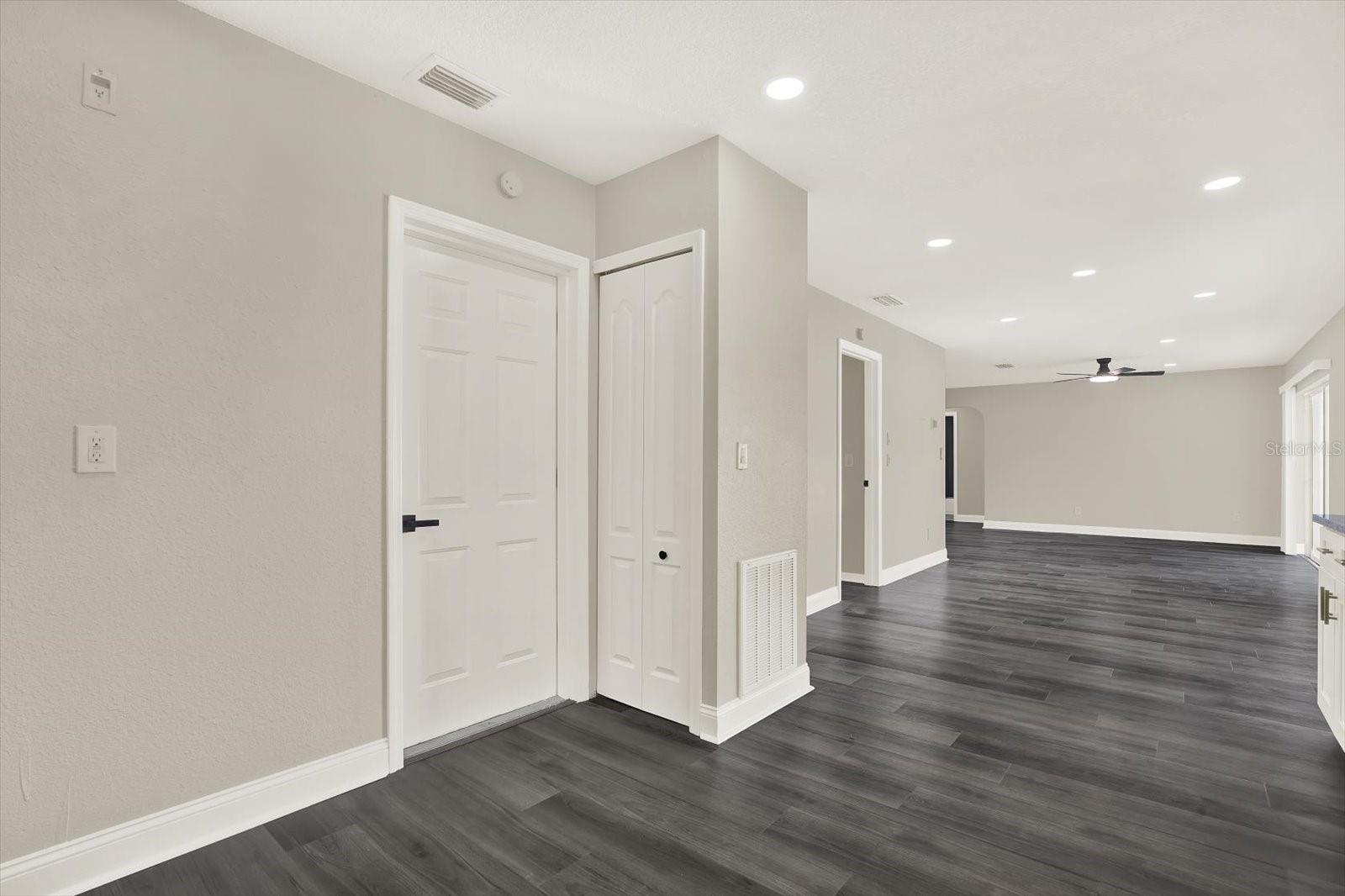 SPRING HILL - Residential