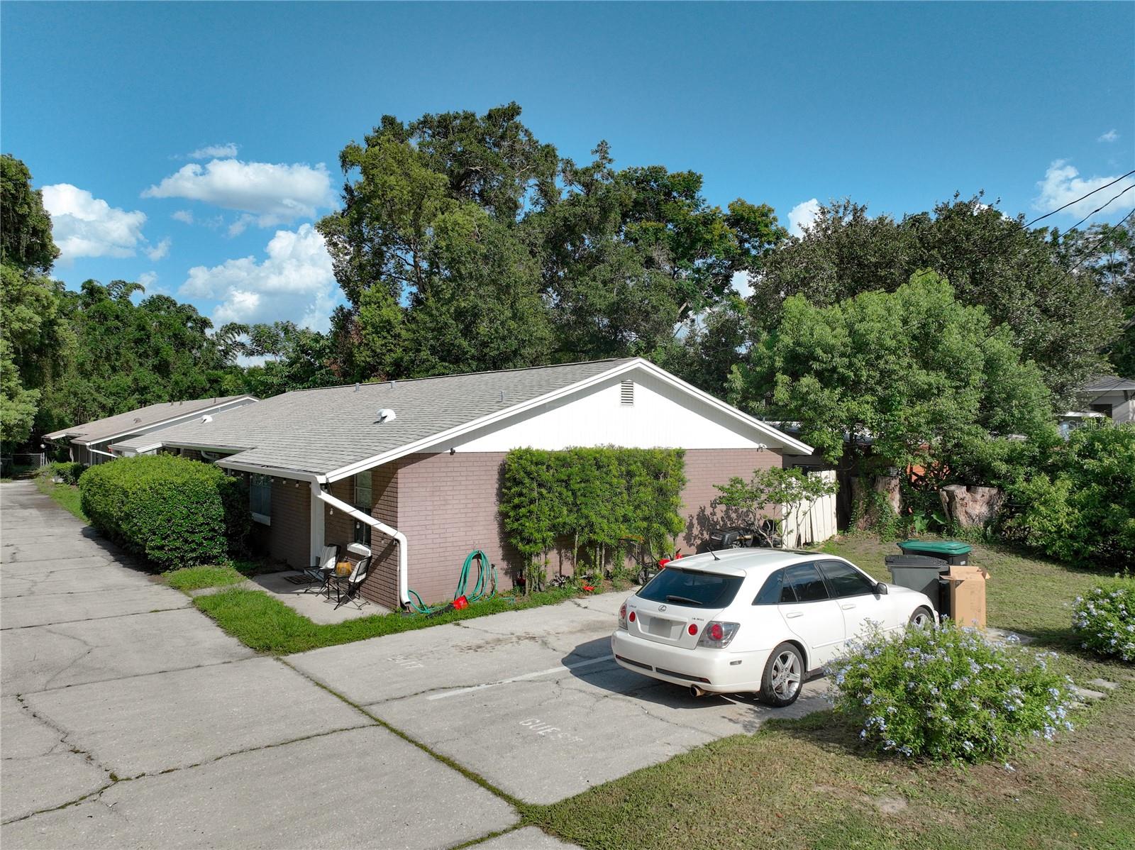 2407 NEWBERRY STREET 6