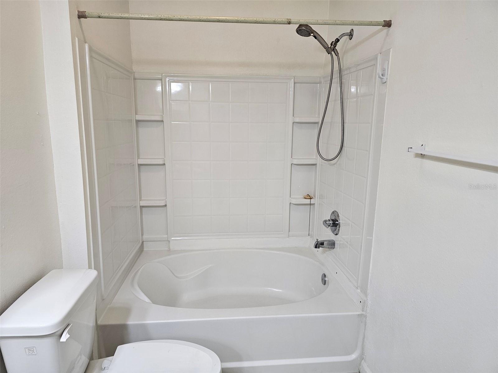 THE PALMS OF CORTEZ - Residential Lease