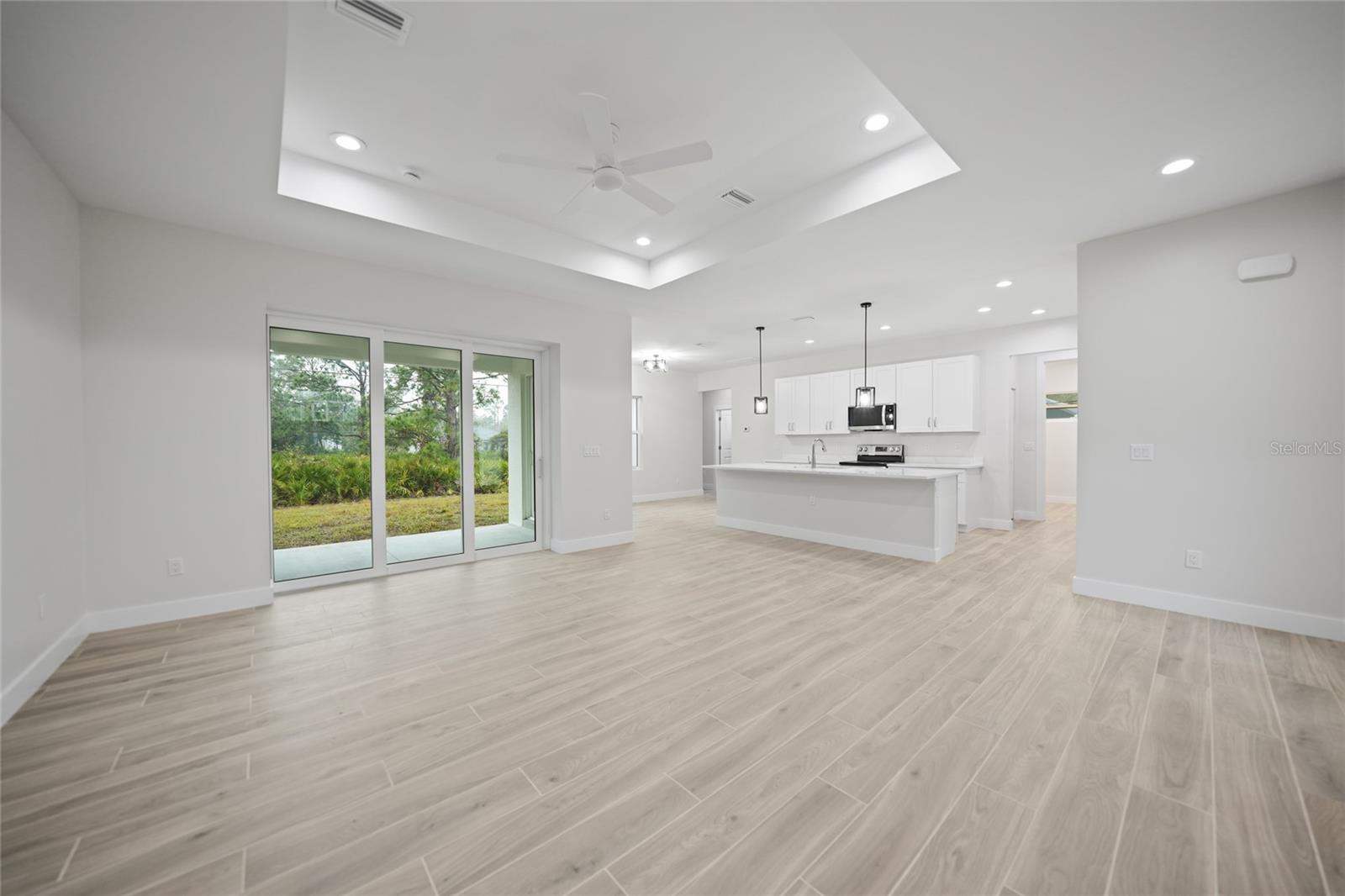 85 SNEDEKER STREET