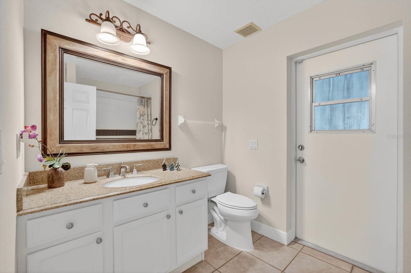 LAKEVIEW - Residential