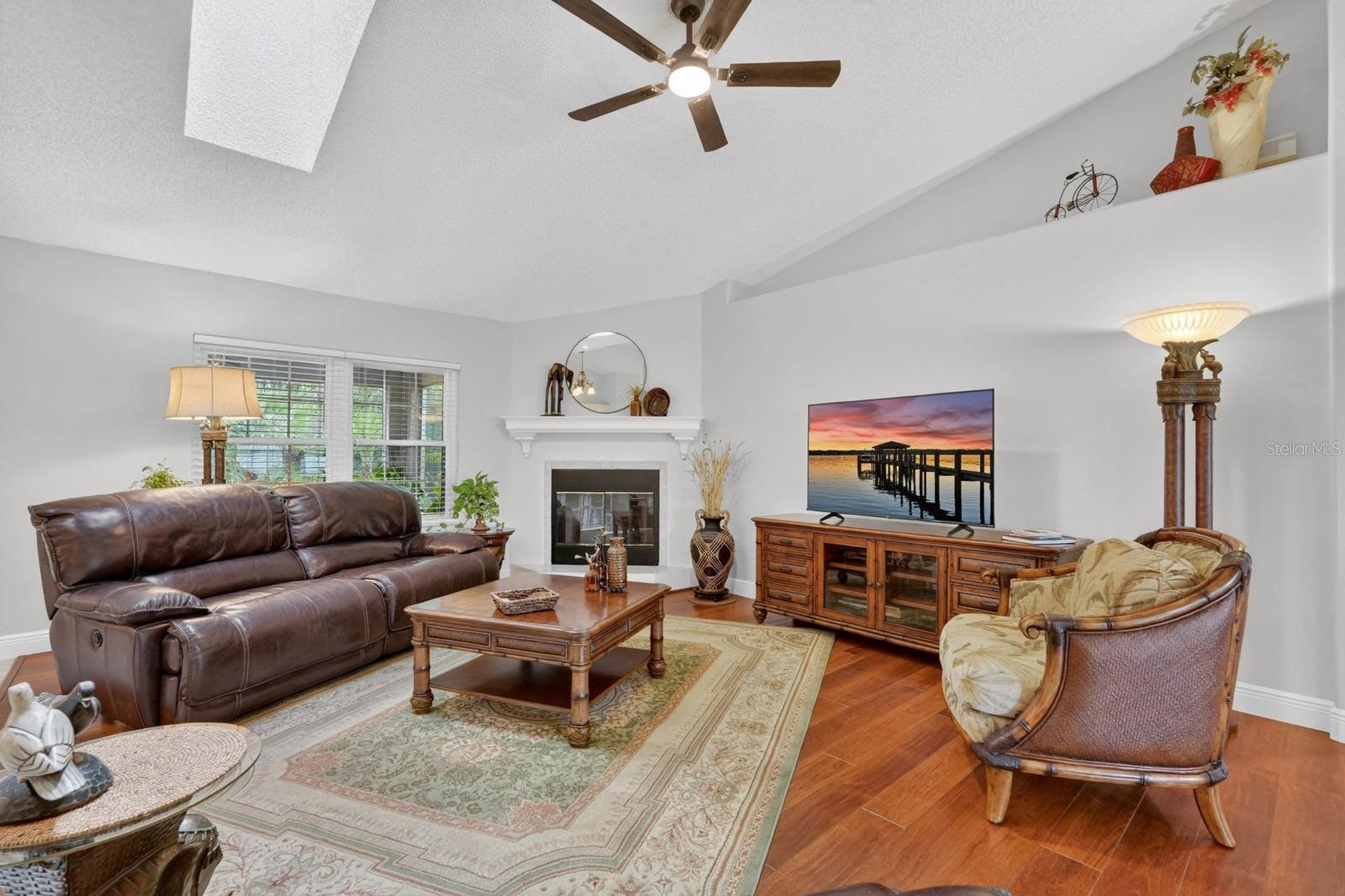 LAKEVIEW - Residential