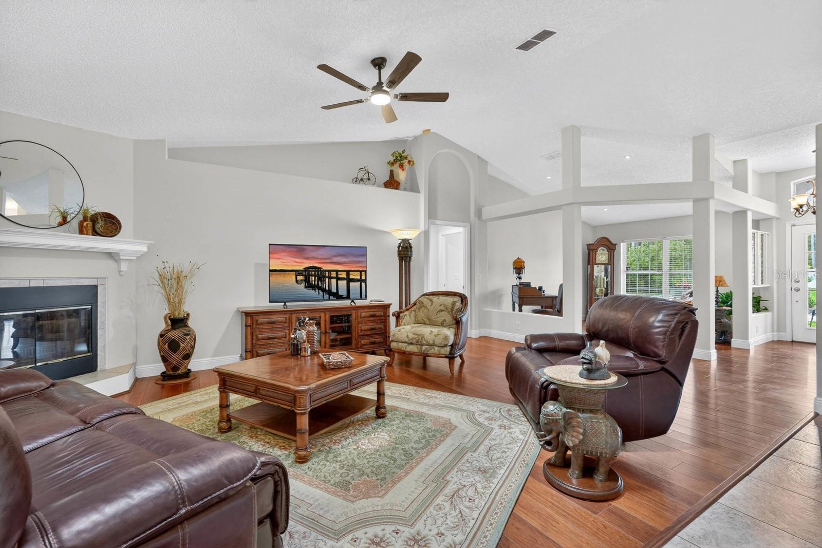 LAKEVIEW - Residential