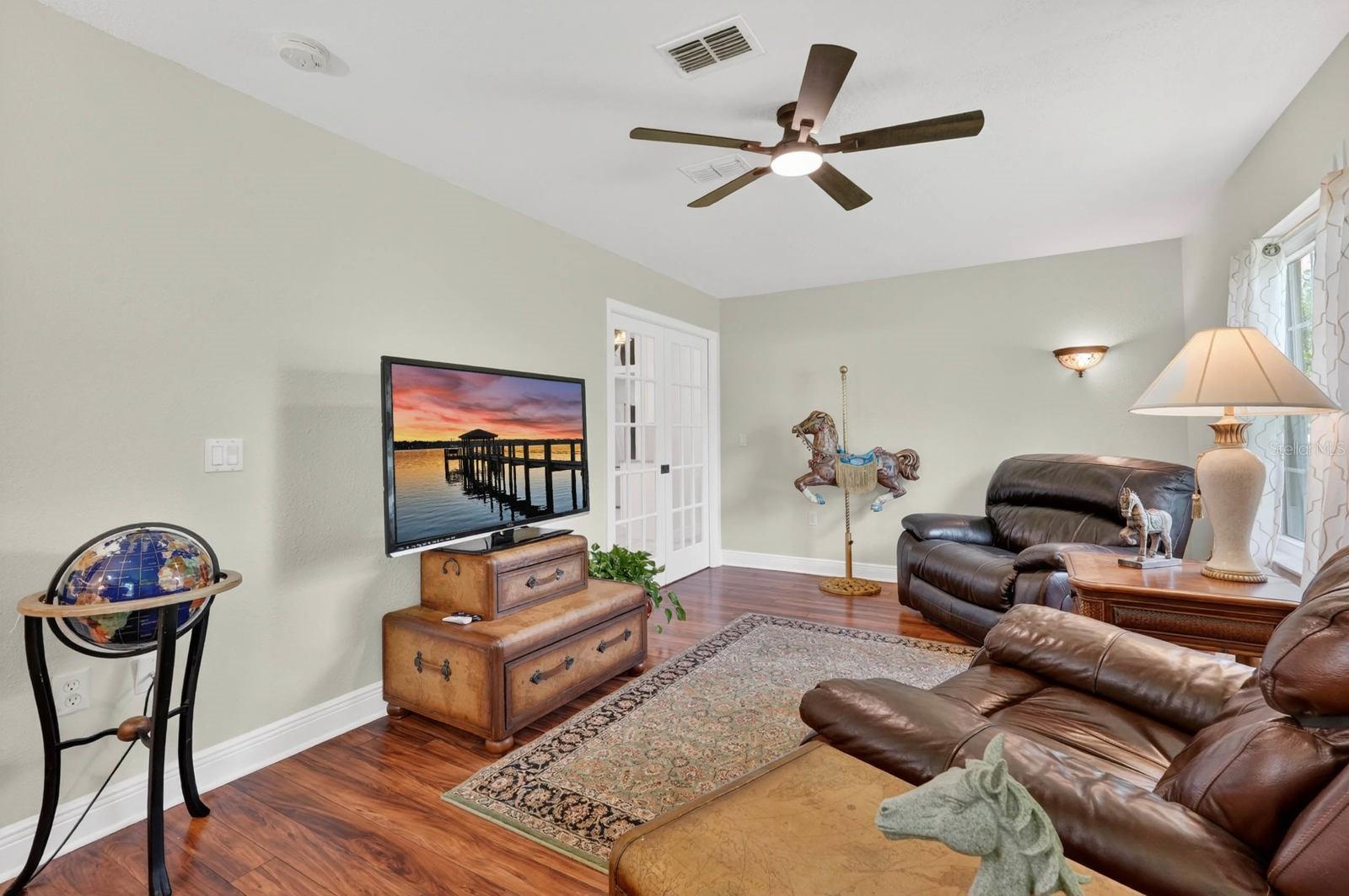 LAKEVIEW - Residential