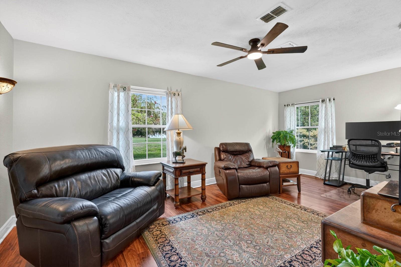 LAKEVIEW - Residential