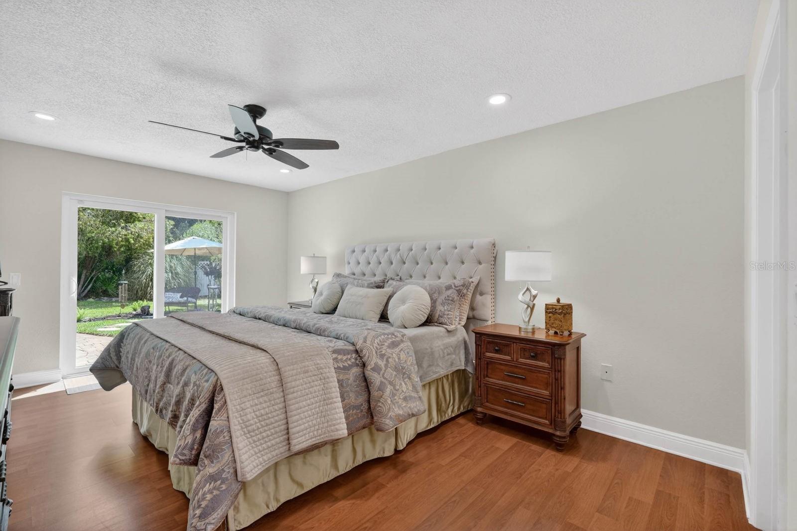 LAKEVIEW - Residential