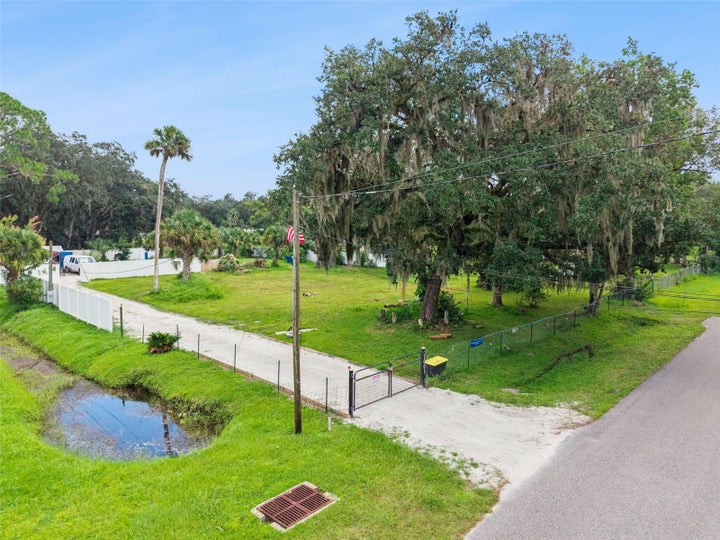 Photo 1 of 18 — 1003 SAINT CATHERINE AVENUE, CHRISTMAS, FL 32709