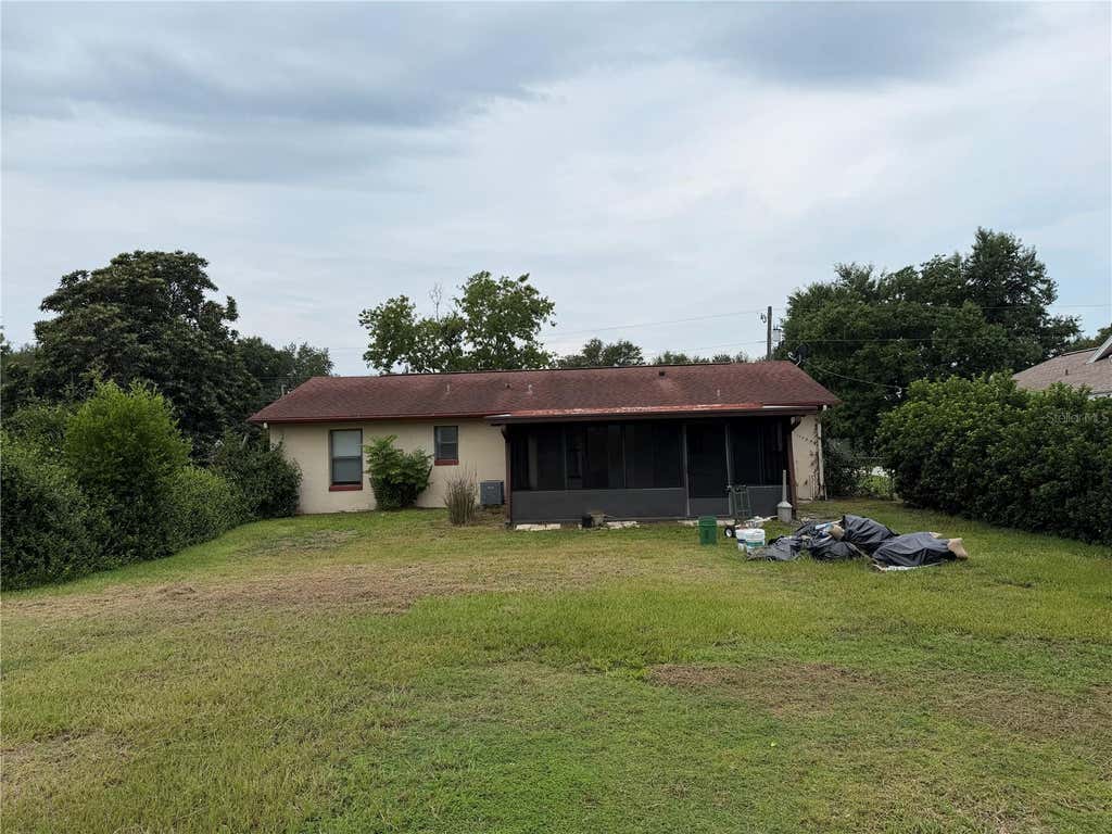 Photo of 11 Pine Circle Lane, Ocala, FL 34472 (MLS # OM729936)