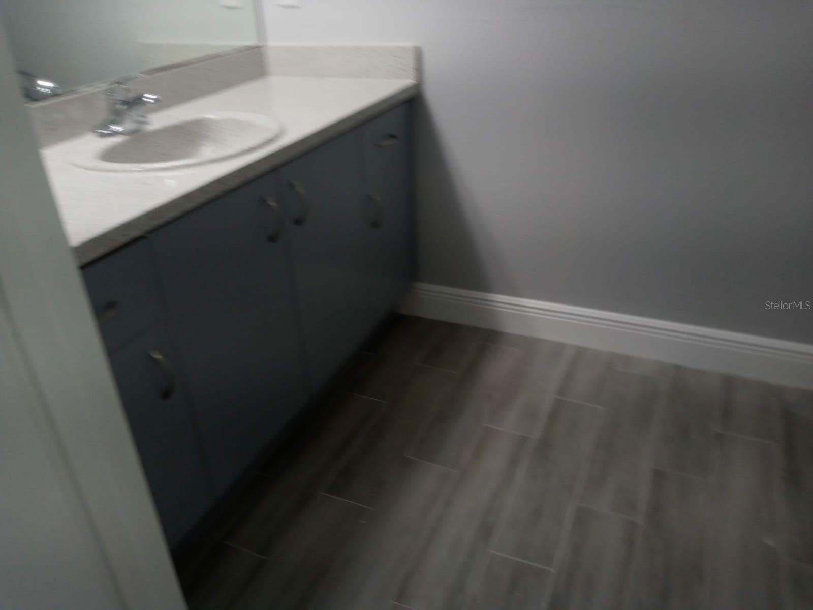 VILLAS DEL SOL/MDW WOODS CONDO - Residential Lease