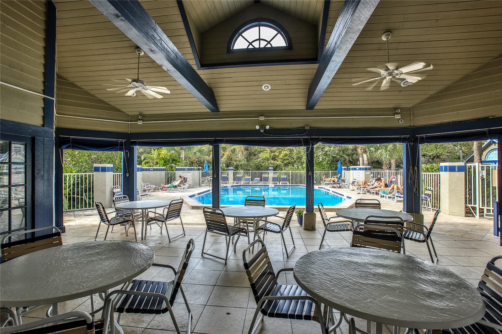 Sun Beach Club Condo Ph 01-03 - Residential