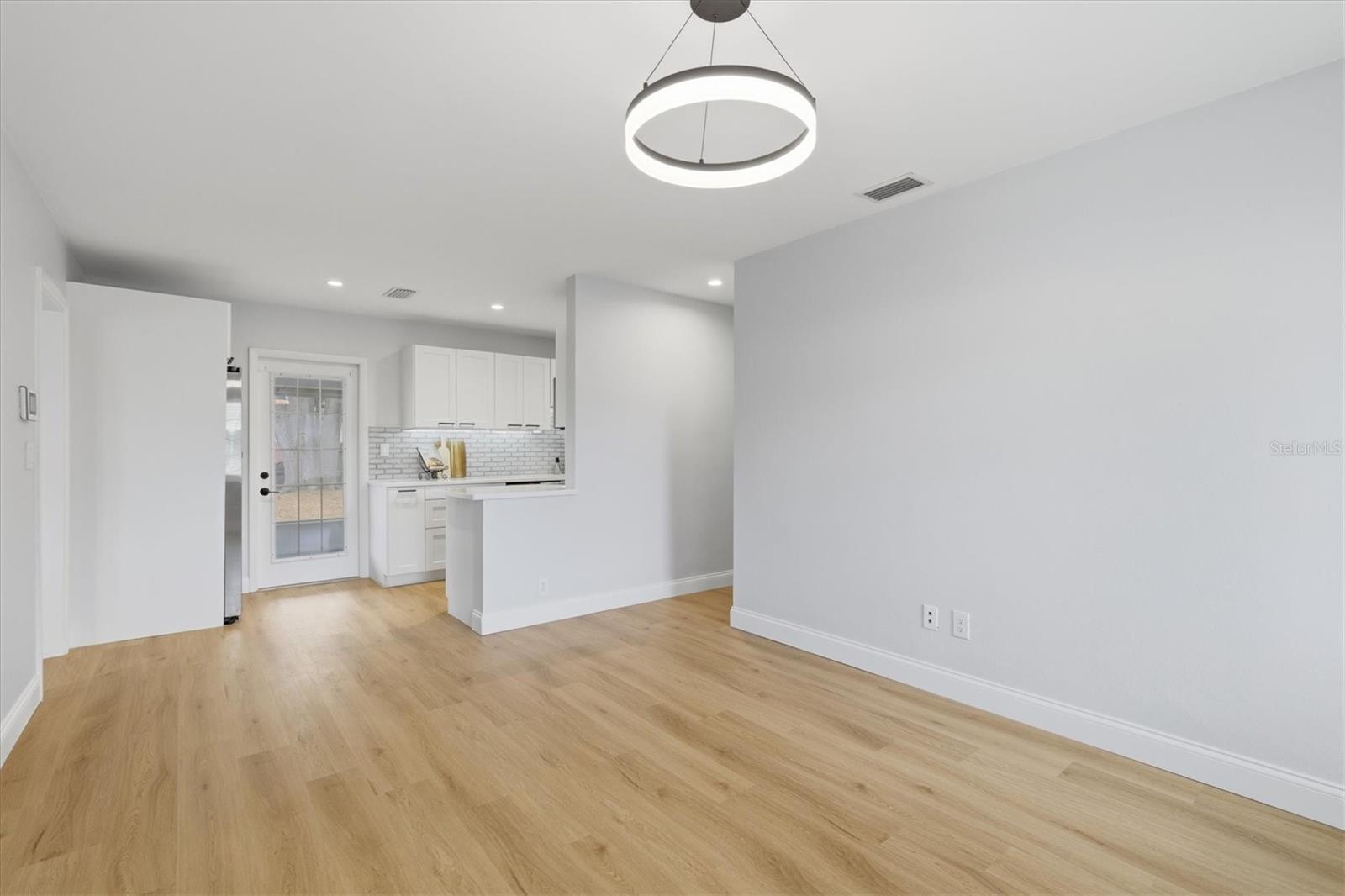 ANITA SUB - Residential