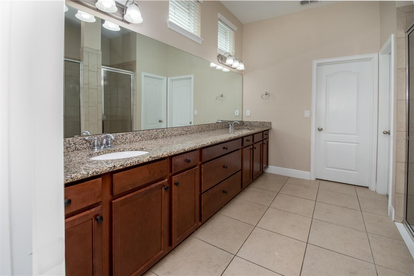 CHAMPIONS FOREST - Residential