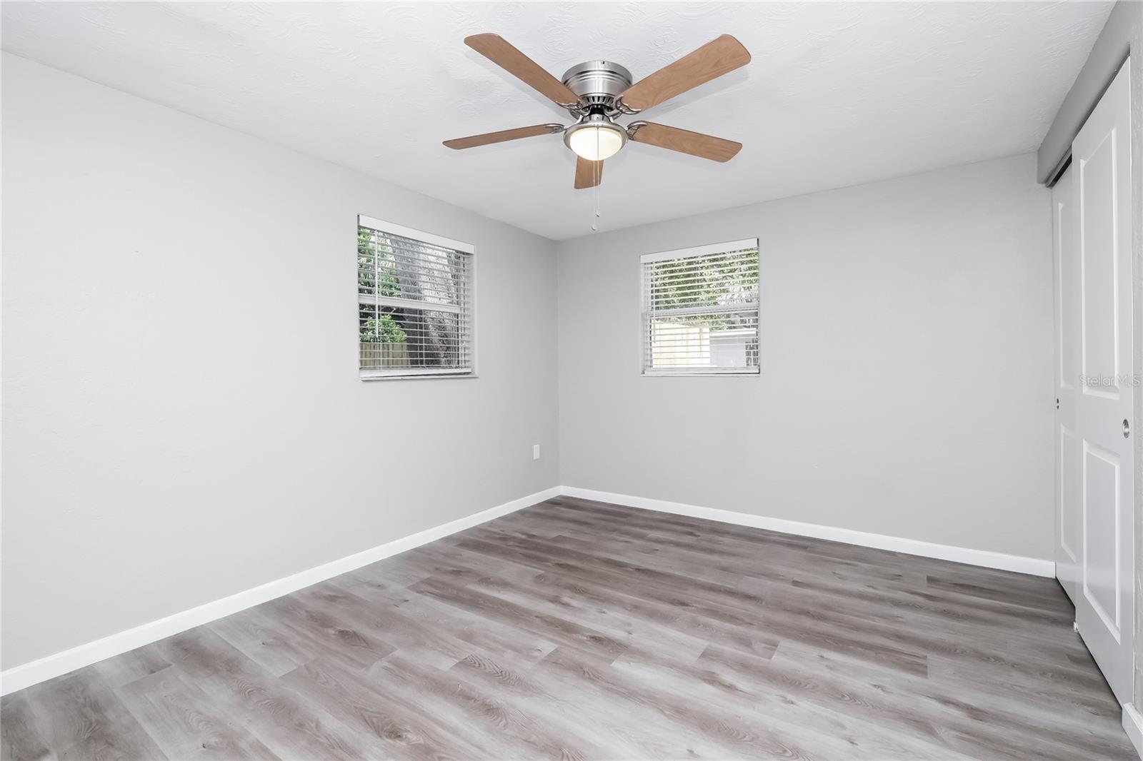 LAKEWOOD VILLAS - Residential Lease