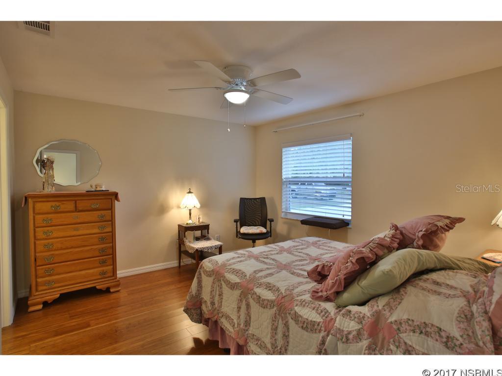 Florida Shores 01 - Residential