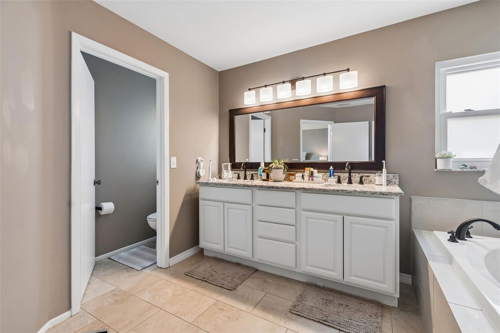 COUNTRYWAY PRCL B TR 17 - Residential