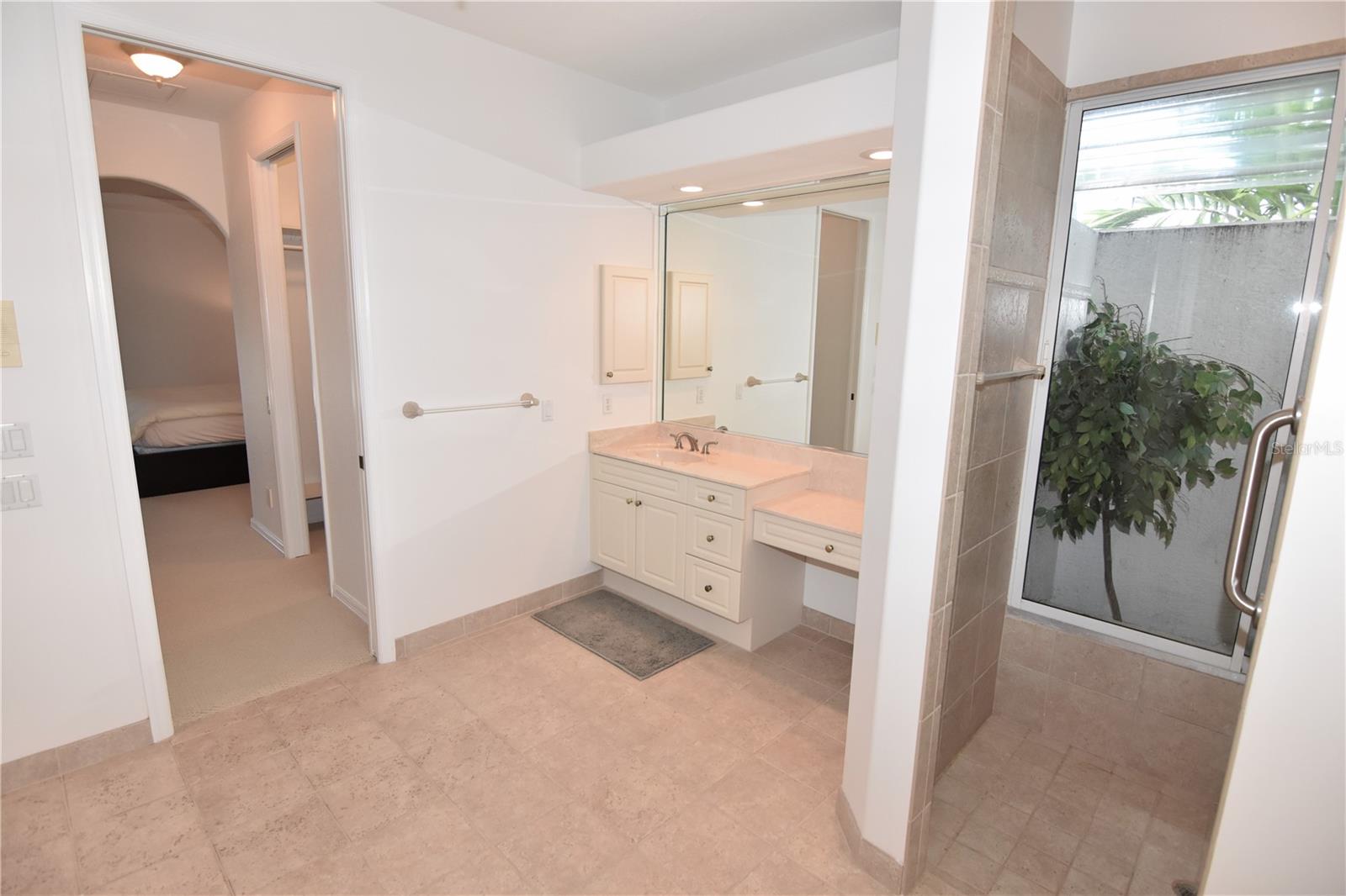 PUNTA GORDA ISLES SEC 14 - Residential Lease