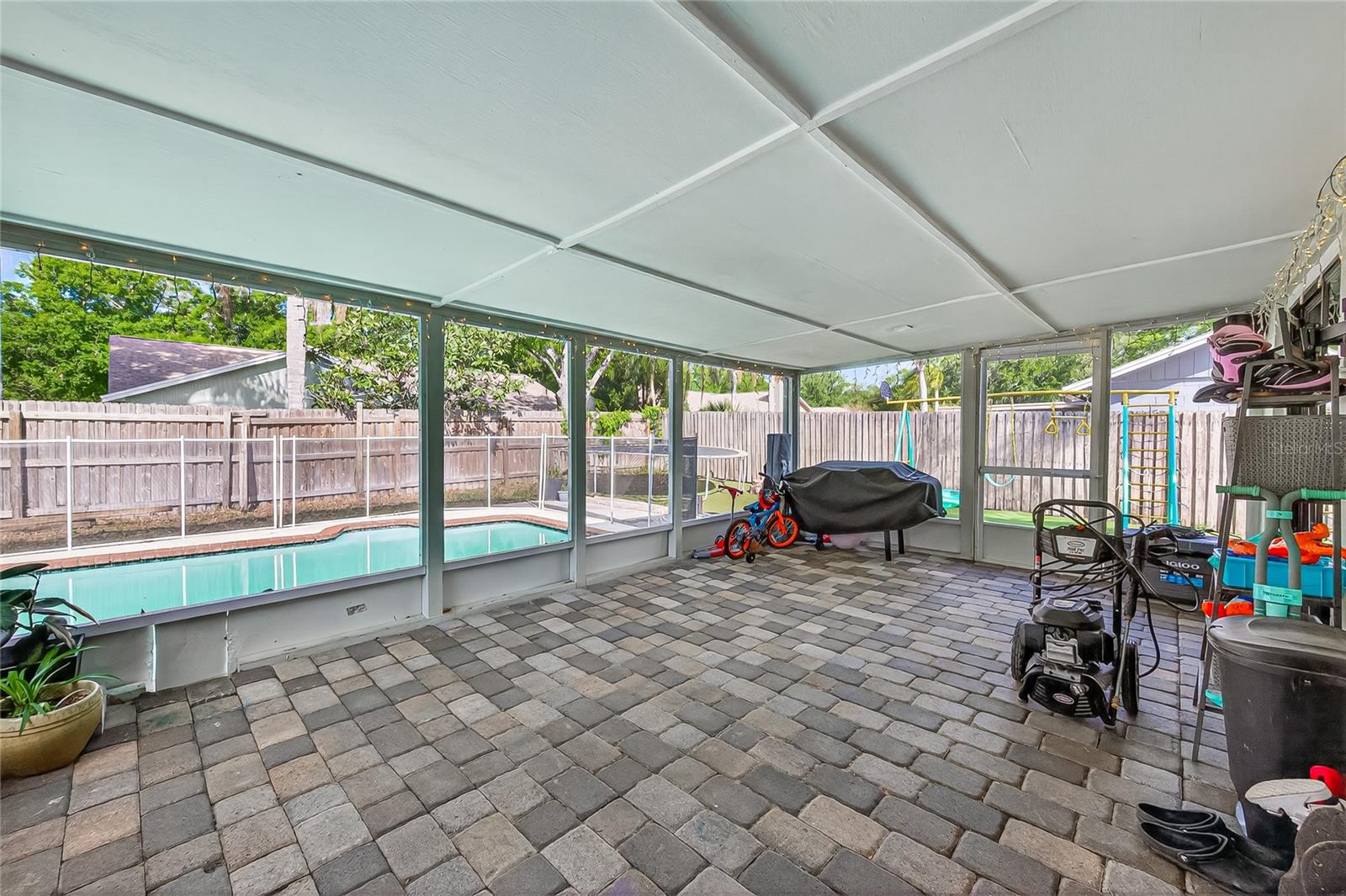 WINDEMERE UNIT II - Residential