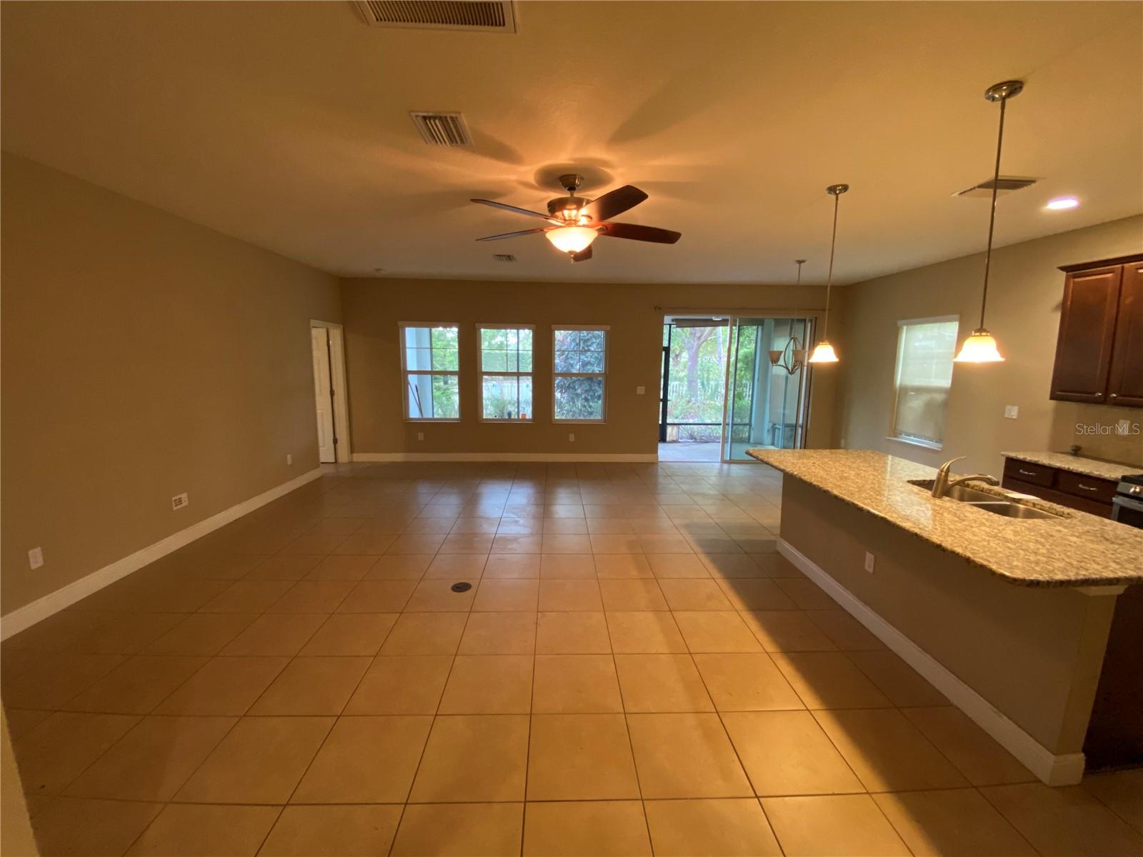 MIRABAY PH 3C-1 - Residential