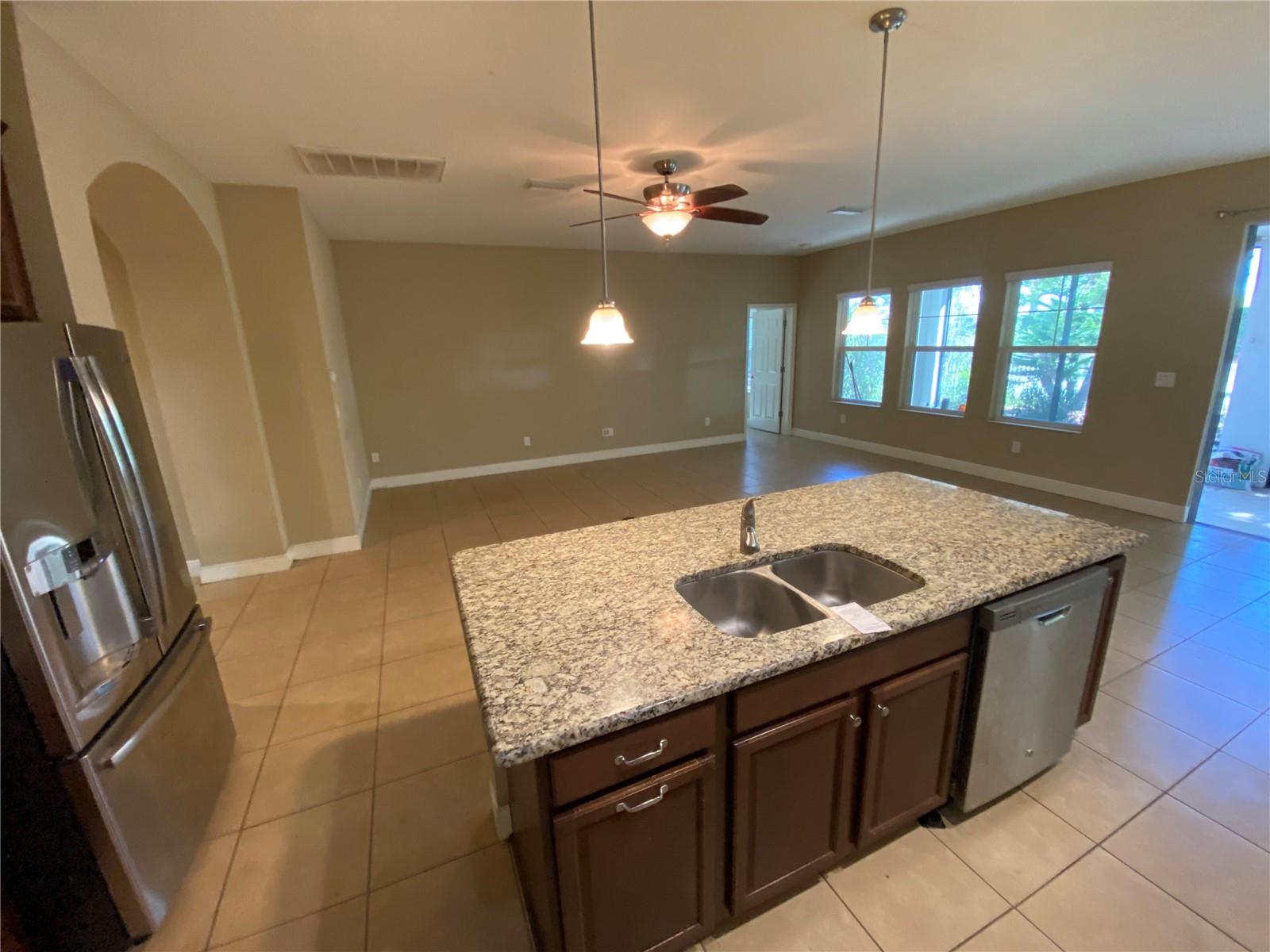 MIRABAY PH 3C-1 - Residential