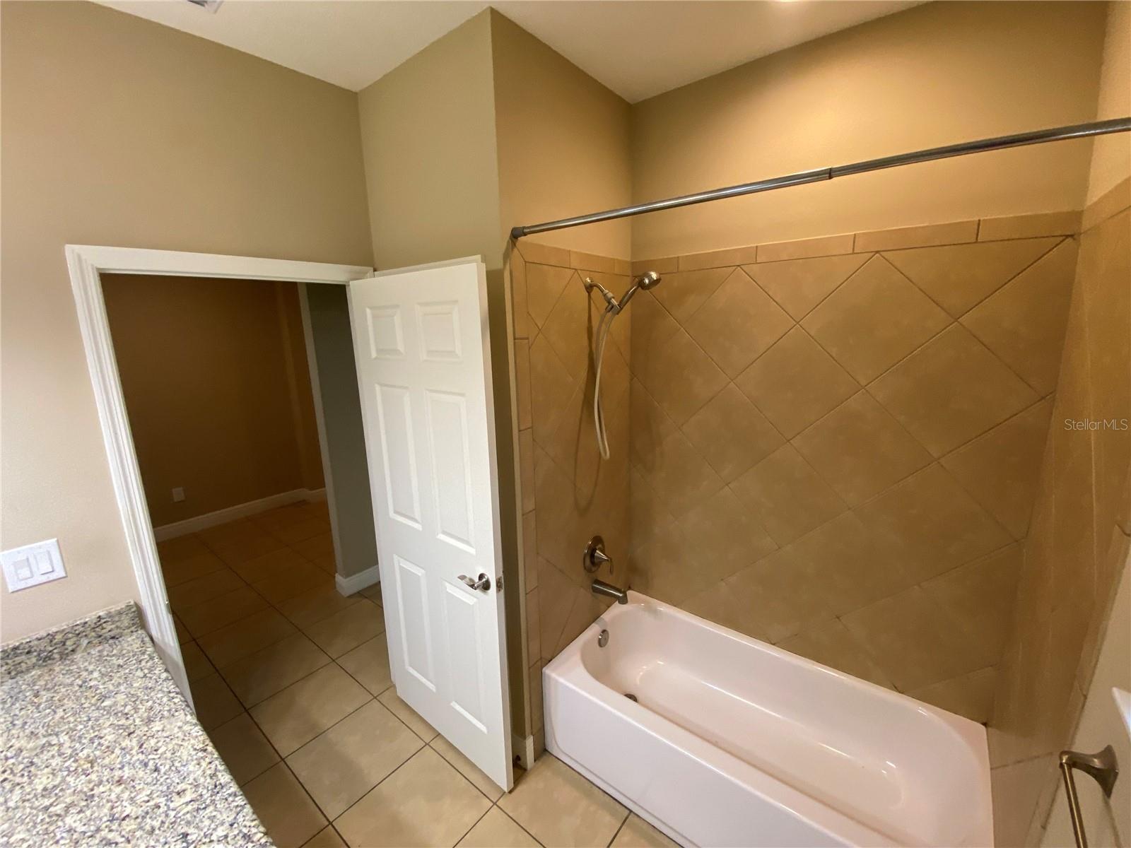 MIRABAY PH 3C-1 - Residential