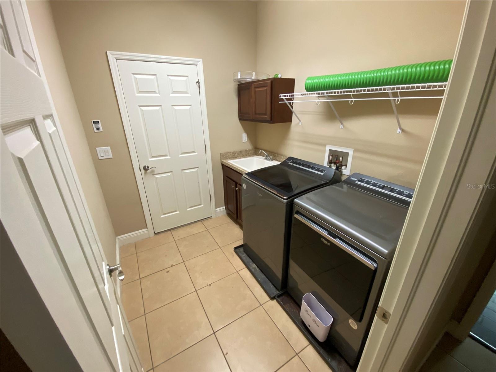 MIRABAY PH 3C-1 - Residential