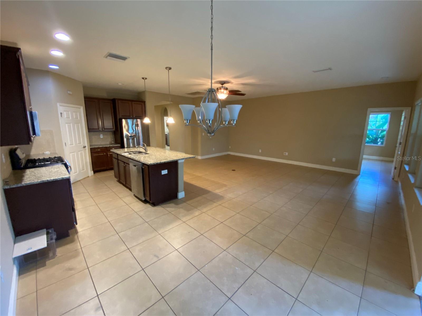 MIRABAY PH 3C-1 - Residential